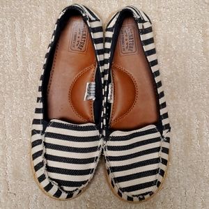 Levi strauss flat shoes